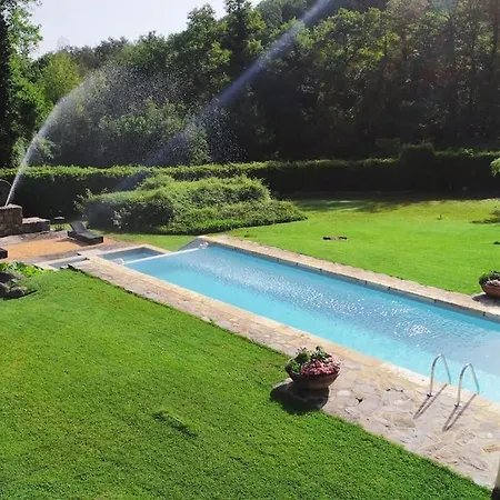A Beautiful Tuscan Estate With Saline Pool Βίλα *
