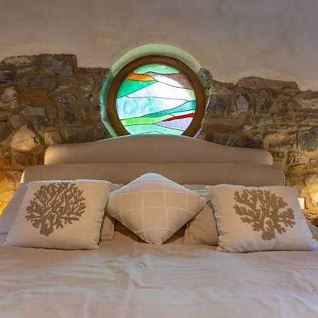 A Beautiful Tuscan Estate With Saline Pool Βίλα