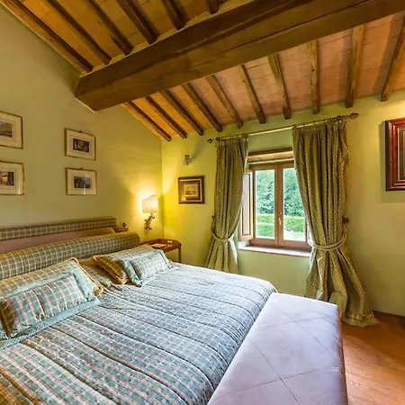 A Beautiful Tuscan Estate With Saline Pool Βίλα